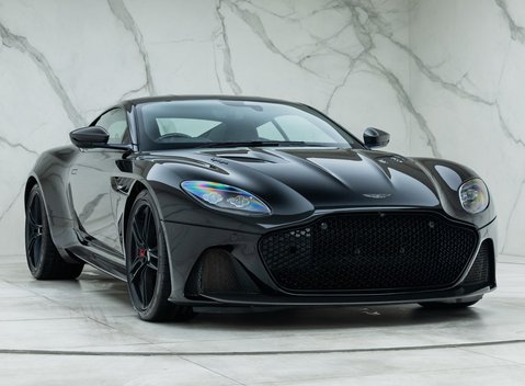 Aston Martin DBS Superleggera 6