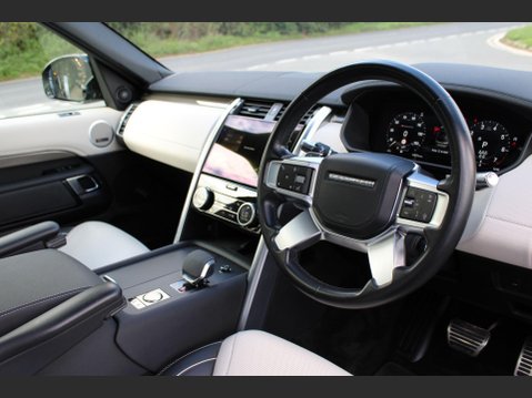 Land Rover Discovery R-DYNAMIC HSE MHEV 15