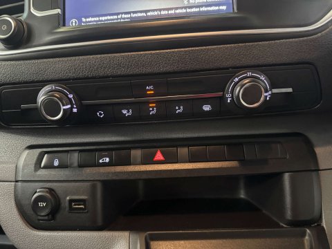 Vauxhall Vivaro Vivaro 3100 Dynamic 20