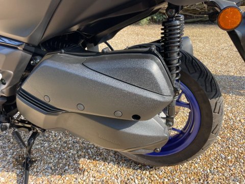 Yamaha Xmax 300 300 CVT V-belt Euro 5 33