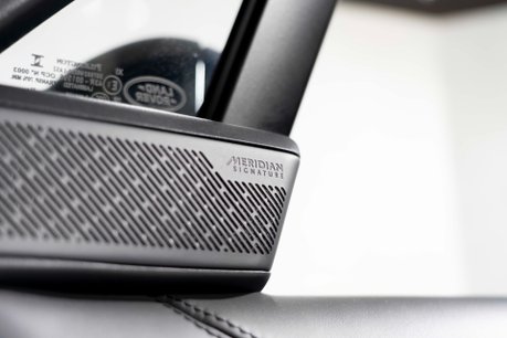 Land Rover Range Rover AUTOBIOGRAPHY. NOW SOLD. SIMILAR REQUIRED. PLEASE CALL 01903 254800. 41