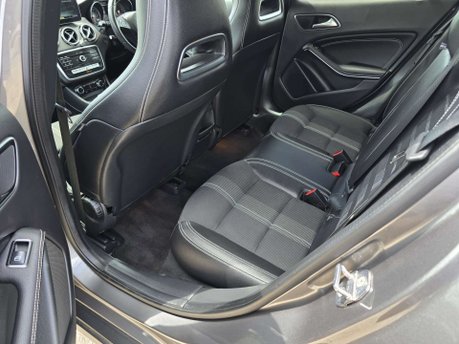 Mercedes-Benz GLA 1.6 GLA180 GPF Urban Edition SUV 5dr Petrol 7G-DCT Euro 6 (s/s) (122 ps) 15