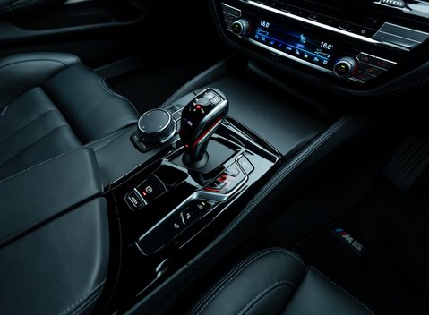 BMW M5 COMPETITION 25