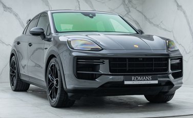 Porsche Cayenne TURBO E-HYBRID GT 9