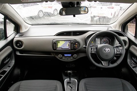 Toyota Yaris VVT-I ICON TECH 3
