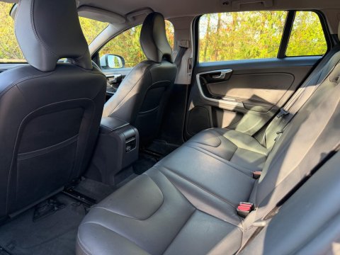 Volvo V60 2.0 T4 SE Nav Auto Euro 6 (s/s) 5dr 15