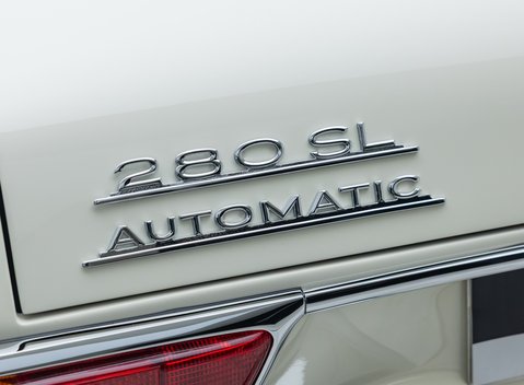 Mercedes-Benz 280 SL W113 Pagoda 54