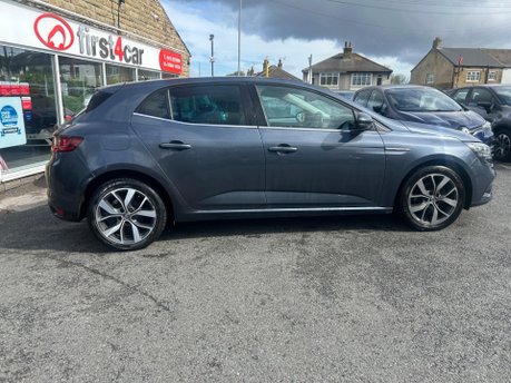 Renault Megane DYNAMIQUE S NAV TCE 8