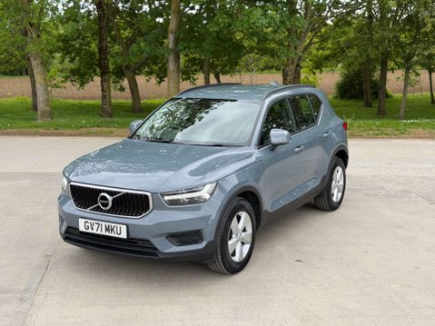 Volvo XC40 1.5 XC40 Momentum Core T2 5dr 6