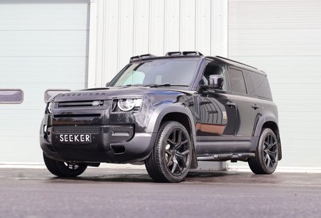 Land Rover Defender 110 D250 HARD TOP MHEV URBAN STYLED WITH REAR SEATS 