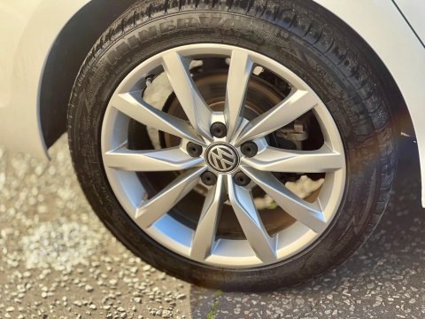 Volkswagen Golf 1.4 TSI BlueMotion Tech SE DSG Euro 5 (s/s) 5dr 77