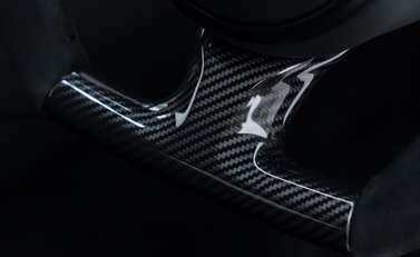 Aston Martin DBS Superleggera 15