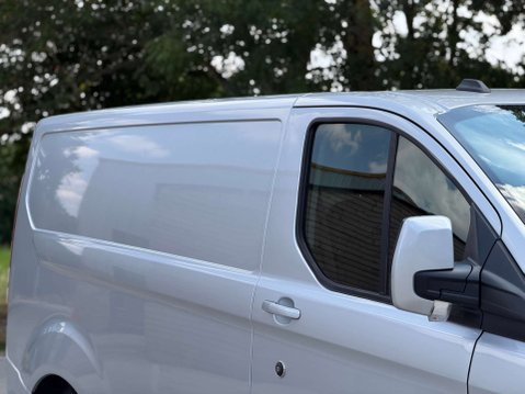 Ford Transit Custom 2.0 Transit Custom 300 Limited EcoBlue 5dr 5