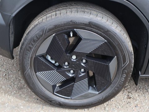 Suzuki e Vitara 61kWh Motion Auto 5dr 29