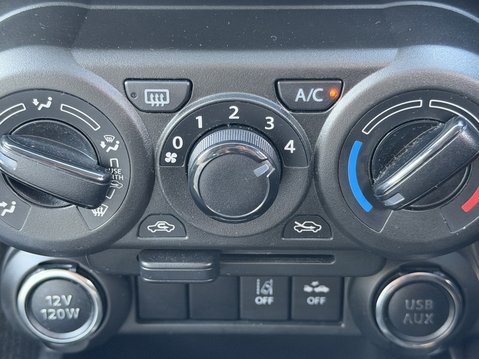 Suzuki Ignis 1.2 Dualjet 12V Hybrid SZ-T 5dr 28
