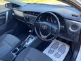 Toyota Auris 1.6 V-Matic Icon Touring Sports Multidrive S 5dr 9