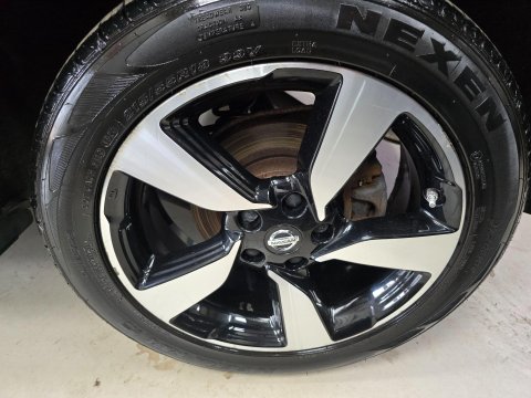 Nissan Qashqai 1.2 DIG-T N-Connecta 2WD Euro 6 (s/s) 5dr 51