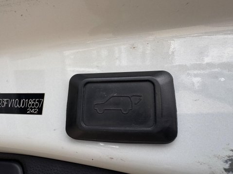Toyota Rav4 2.5 VVT-h Dynamic CVT Euro 6 (s/s) 5dr 30