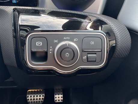 Mercedes-Benz A Class A180 MHEV AMG Line Premium Plus Petrol Auto PAN ROOF/360 CAM/MEMORY SEATS 20