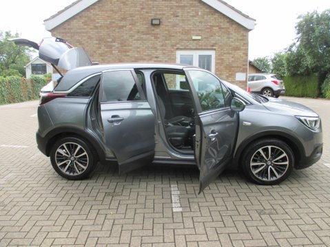 Vauxhall Crossland X 1.2 Elite Nav Euro 6 5dr 9