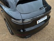 Porsche Cayenne V8 TURBO TIPTRONIC 31