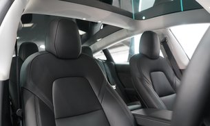 Tesla Model 3 LONG RANGE AWD Ryzen with GROK AI One Owner Heat Pump Adaptive LEDs VAT Q 4