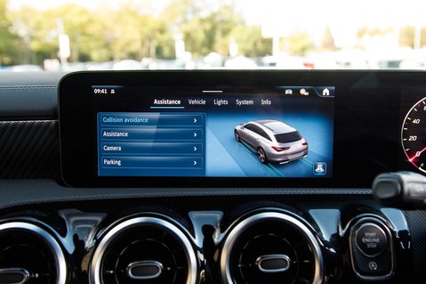 Mercedes-Benz CLA Class CLA 180 SPORT EXECUTIVE 26