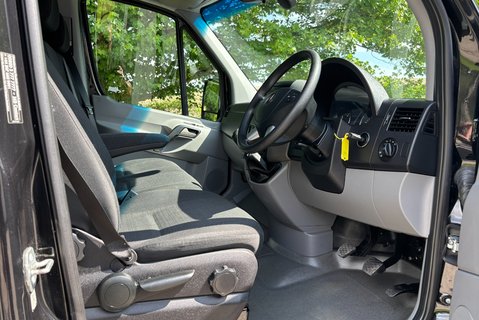 Mercedes-Benz Sprinter 319 V6 Cdi Lwb Hr Panel Van - Twin Side Doors / Air Con / Rear Camera 19