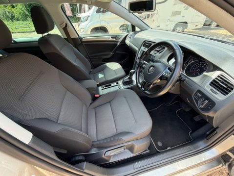 Volkswagen Golf MATCH TSI DSG AUTOMATIC 15