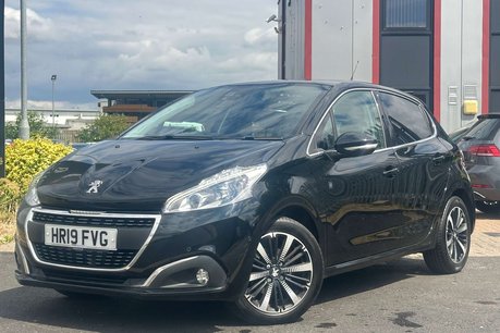 Peugeot 208 1.2 PureTech Tech Edition Hatchback 5dr Petrol Manual Euro 6 (s/s) (82 ps) 3