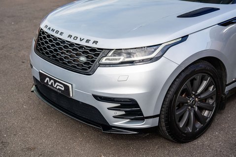 Land Rover Range Rover Velar 3.0 Range Rover Velar R-Dynamic S D300 Auto 4WD 5dr 21