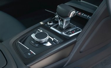 Audi R8 V10 Plus 18