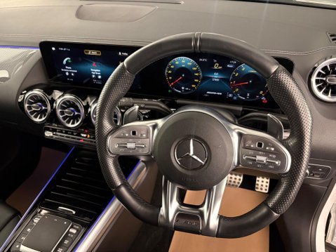 Mercedes-Benz GLA 2.0 GLA35 AMG (Premium) 8G-DCT 4MATIC Euro 6 (s/s) 5dr 9
