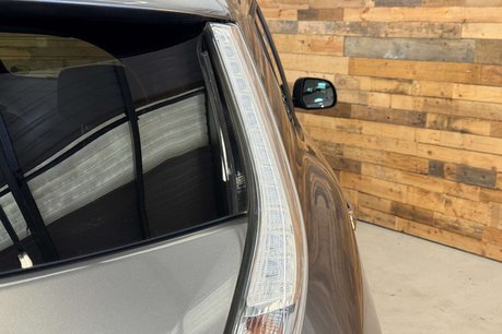 Nissan LEAF 30kWh Tekna Hatchback 5dr Electric Auto (109 bhp) 71