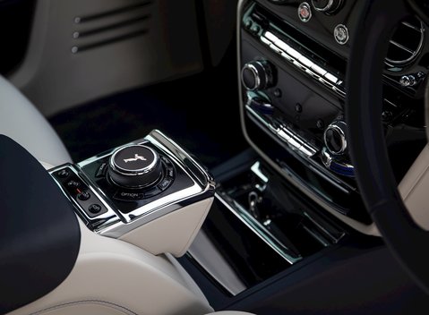 Rolls-Royce Phantom 24