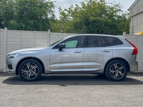 Volvo XC60 2.0 B4 MHEV R-Design SUV 5dr Diesel Hybrid Auto AW 7
