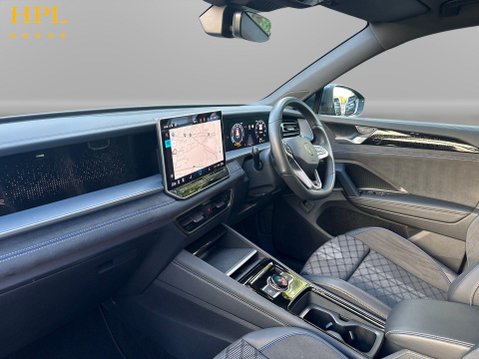 Volkswagen Tayron 1.5 eTSI MHEV R-Line SUV 5dr Petrol Hybrid DSG Euro 6 (s/s) (150 ps) 15
