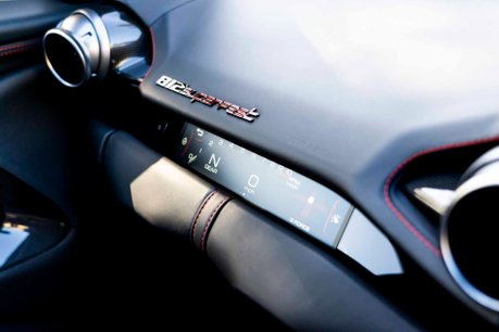 Ferrari 812 Superfast ATELIER. HISTORIC PAINTWORK. CARBON FIBRE INT & EXT. PASSENGER DISP. LIFT. 6