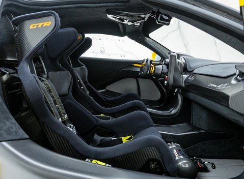 McLaren Senna GTR LM 19