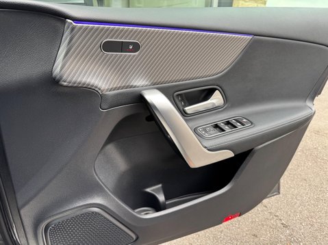 Mercedes-Benz A Class A 180 SPORT EXECUTIVE MHEV 23