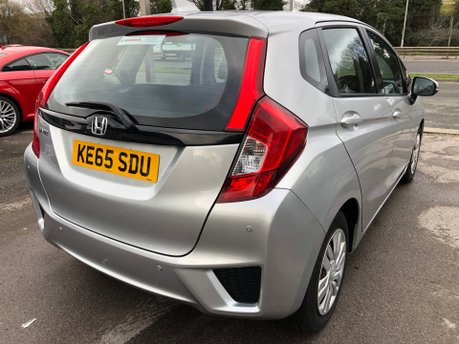 Honda Jazz I-VTEC S 5 door petrol manual, 35,000m, 2 owners, £35 tax, ULEZ compliant 6