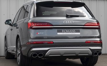 Audi SQ7 3