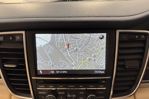 Porsche Panamera TURBO PDK 28