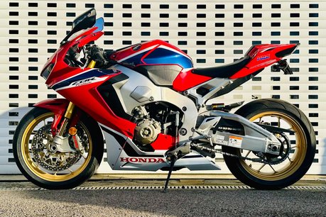 Honda CBR 1000 Super Sports Petrol Manual Euro 4 (192 ps) 21