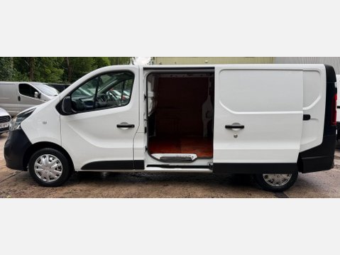 Vauxhall Vivaro 1.6 CDTi 2900 BiTurbo Panel Van 5dr Diesel Manual L2 H1 Euro 6 (s/s) (125 p 38