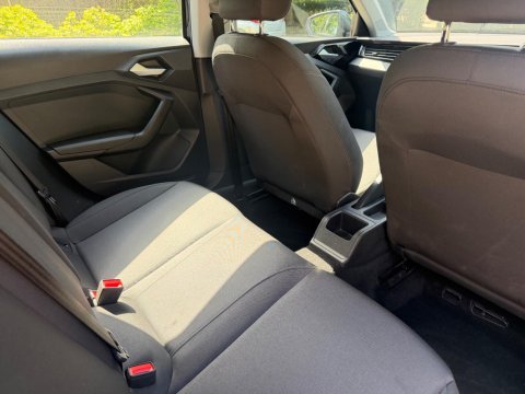 Audi A1 1.0 TFSI 30 SE Sportback Euro 6 (s/s) 5dr 17