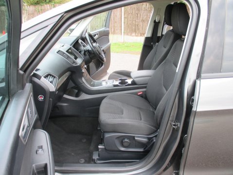 Ford S-Max 2.0 EcoBlue Zetec Auto Euro 6 (s/s) 5dr 22