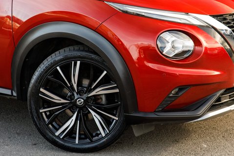 Nissan Juke DIG-T TEKNA PLUS 11