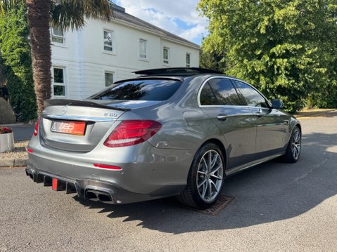 Mercedes-Benz E Class 4.0 E63 V8 BiTurbo AMG SpdS MCT 4MATIC+ Euro 6 (s/s) 4dr 17