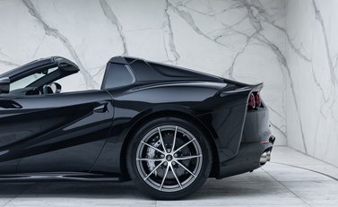 Ferrari 812 GTS 43